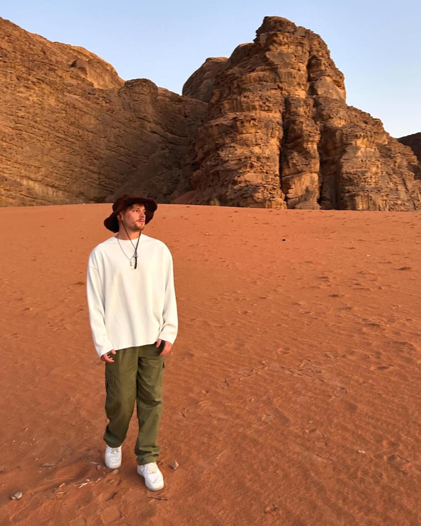 Flower Life Camp Wadi Rum Exterior photo