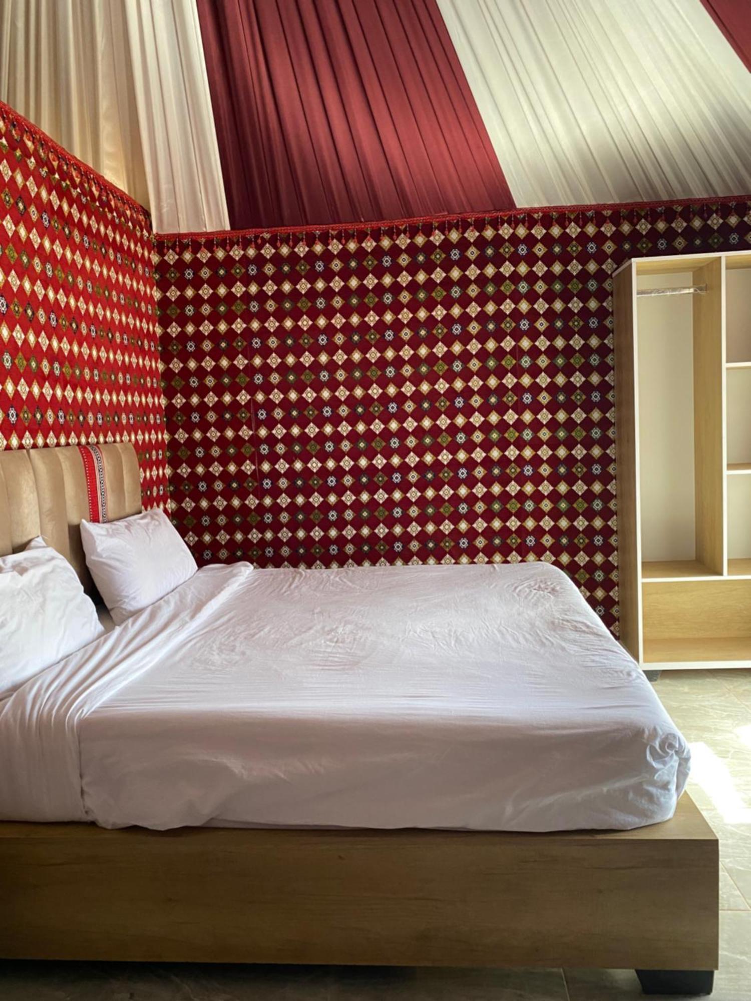Flower Life Camp Wadi Rum Exterior photo